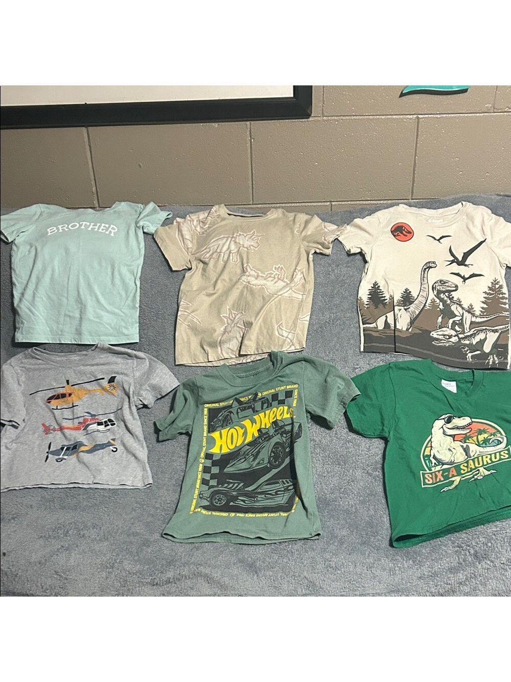 Various Brands of Boy’s Green Graphic Tee 
Lot of 6
Size 5